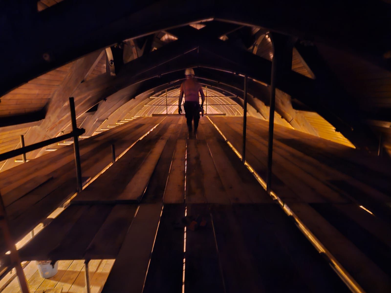 Scaffolding access platform